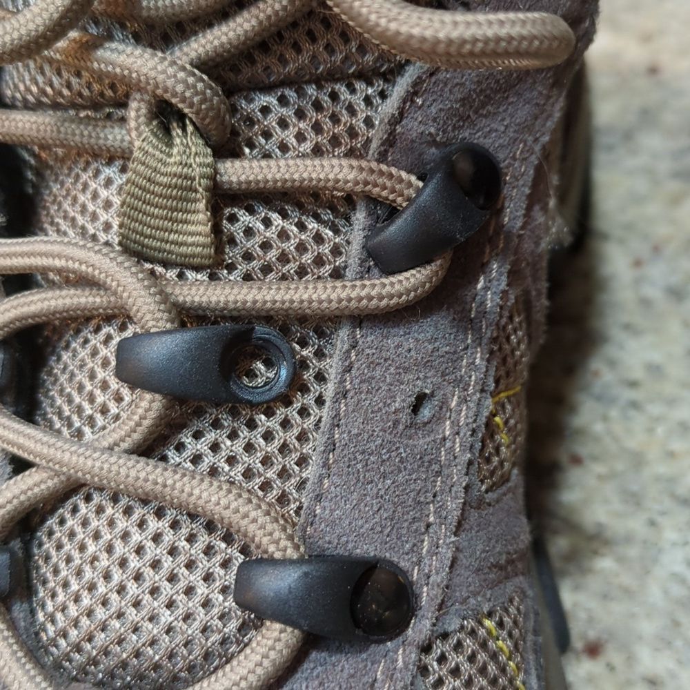 Northside Hiking Shoe- Youth Size 4 - Picture 7 of 7